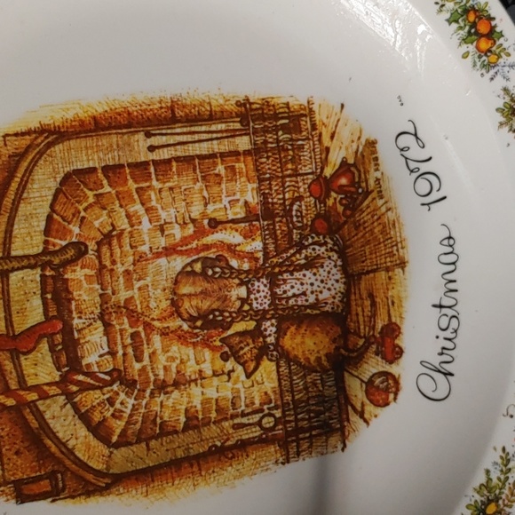 Holiday vintage plate - Picture 2 of 3